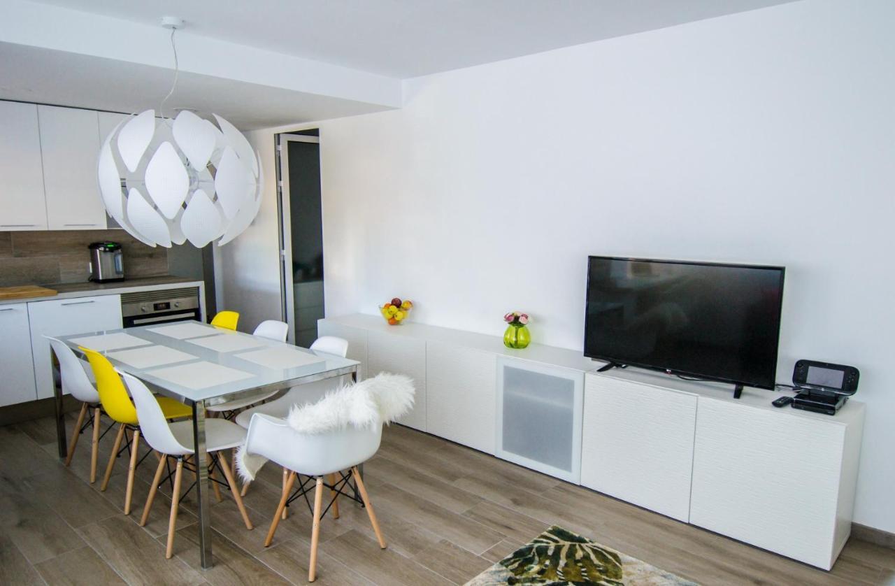 Alay Apartment & Pool 2 Bedroom ベナルマデナ エクステリア 写真